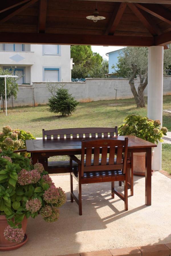 Apartments With A Parking Space Valbandon, Fazana - 7296 Štinjan Екстериор снимка