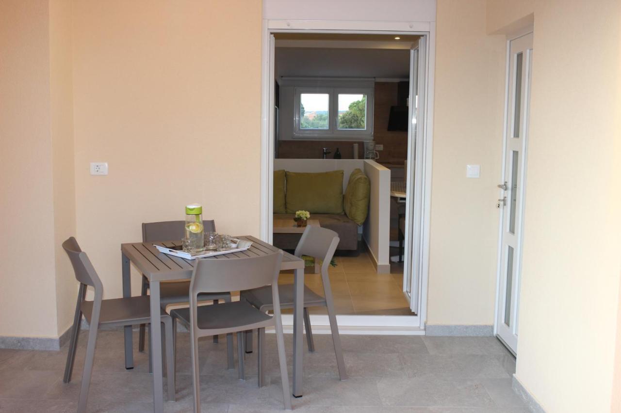 Apartments With A Parking Space Valbandon, Fazana - 7296 Štinjan Екстериор снимка